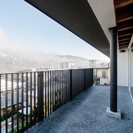 White Attic - By Myhomeincomo Camnago Volta Exterior photo